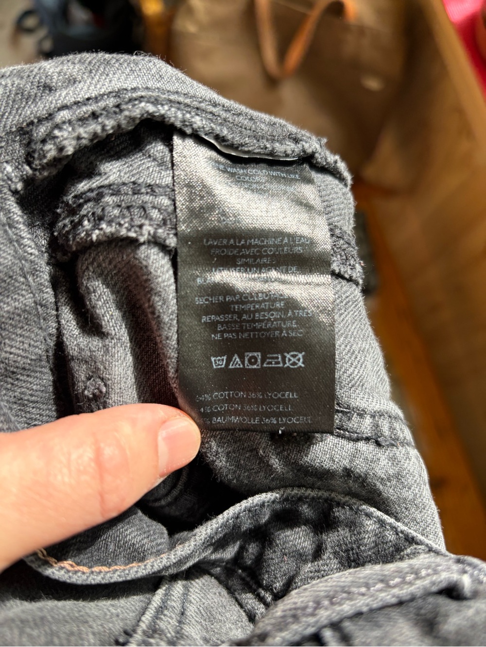 We The Free Good Luck Mid-rise Barrel Jeans 31 - Washed Black - Picture 7 of 7